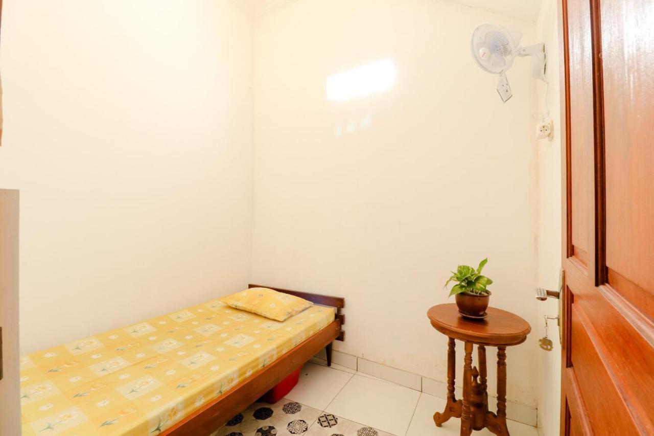 Griya 90Tr Syariah Hotel Ngaglik Exterior foto
